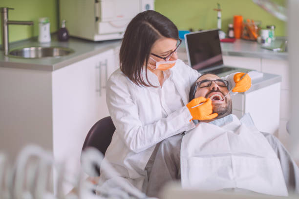 Best Weekend Emergency Dentist in Manistique, MI